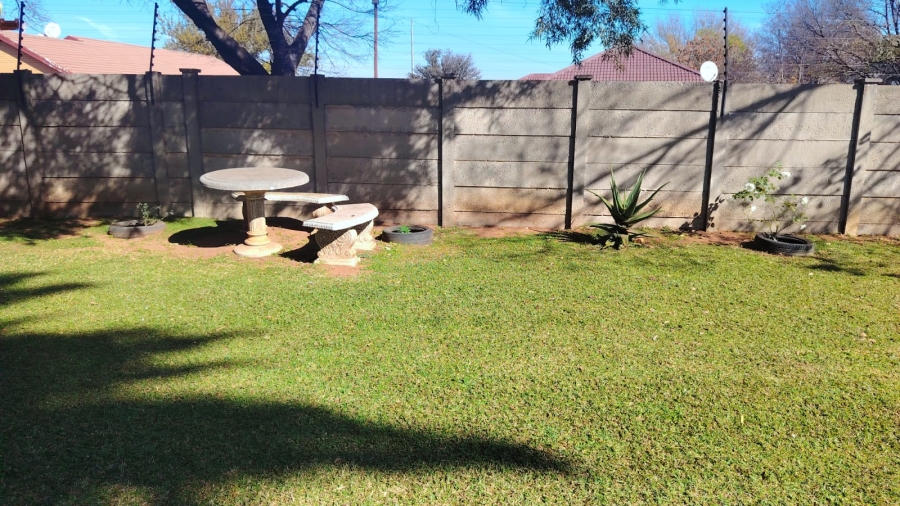 4 Bedroom Property for Sale in Vaalpark Free State